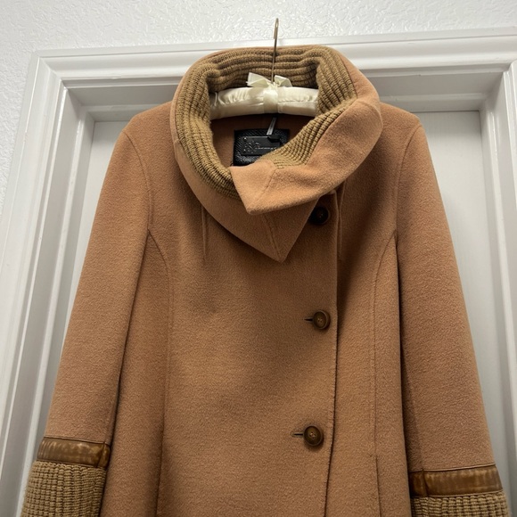 Mackage XS Camel Wool Coat • Leather Trim • Archive Luxury - Picture 4 of 14